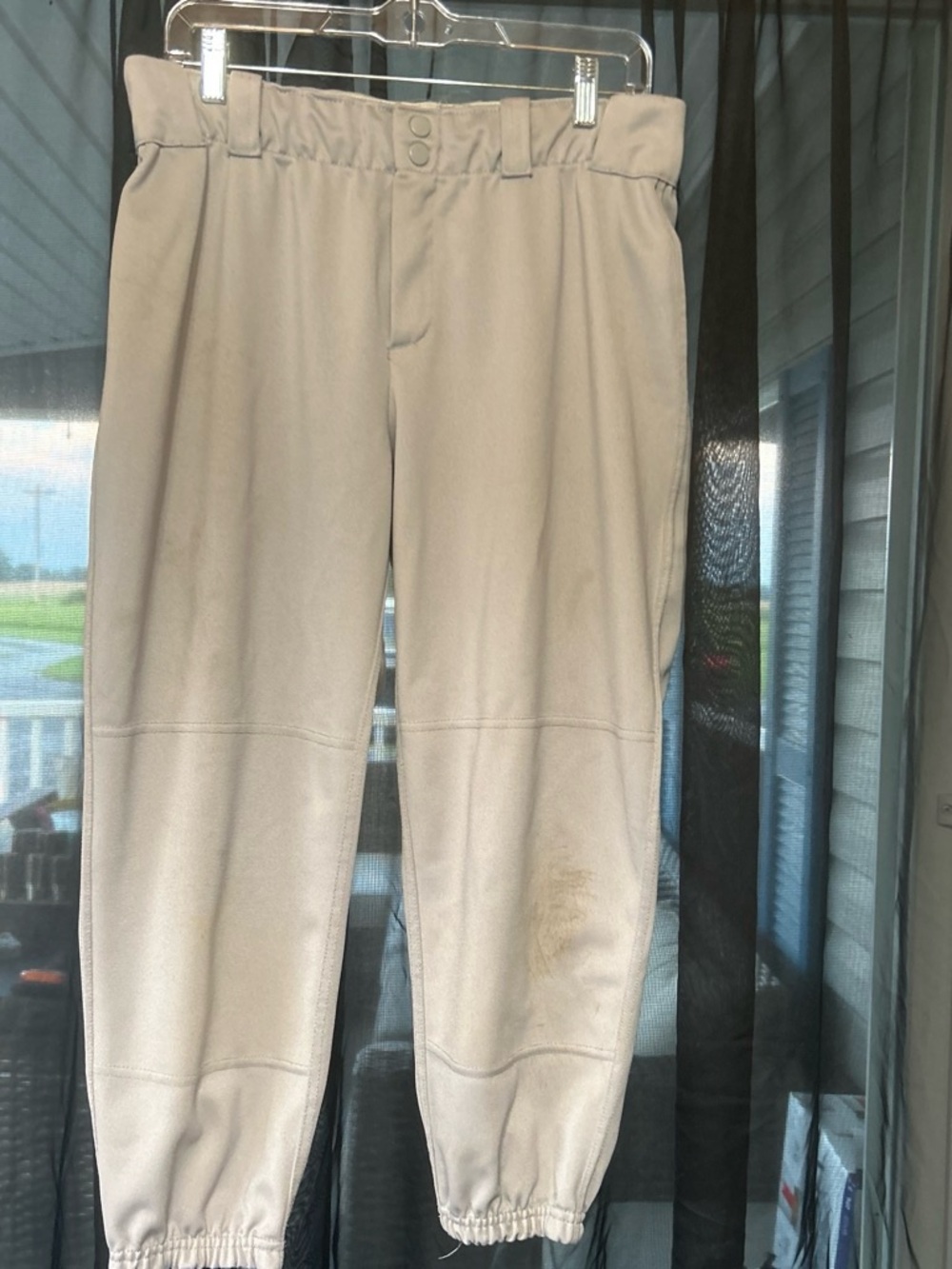 Wilson Women's Beige Elastic-Cuff softball gray uniform bottoms